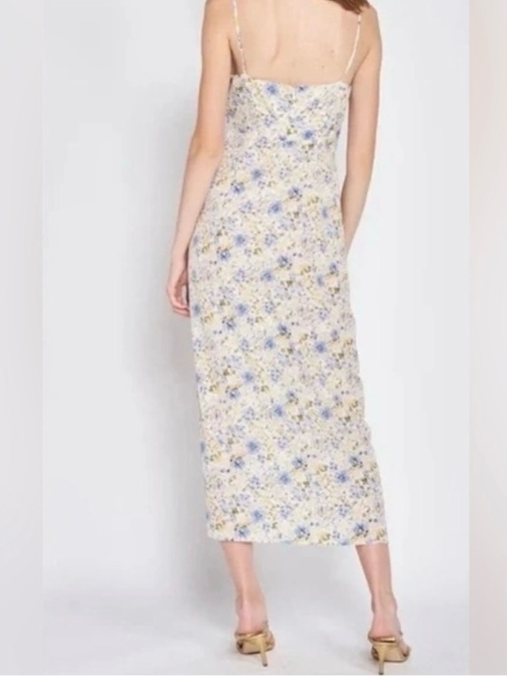 En Saison Floral Wrap Midi Dress in Blue & Cream Size Medium - Picture 2 of 6